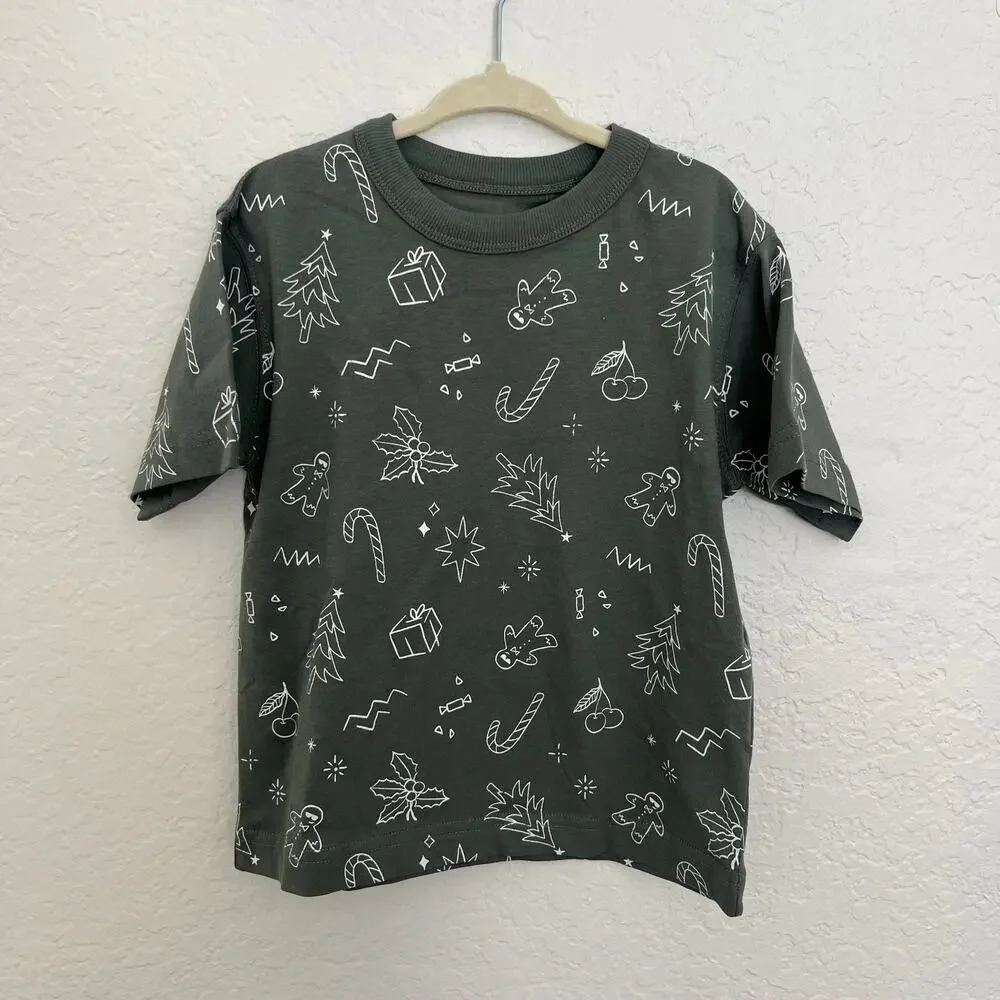 Cotton On Kids Dark Green Christmas Print Tee Size 3Y NWOT